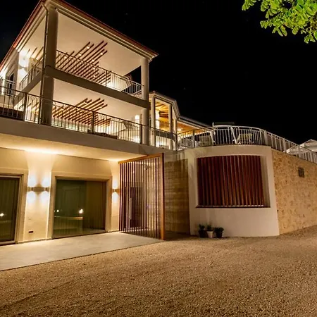 Archipel Luxury - Sabina *